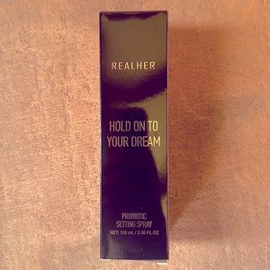 REALHER Probiotic Setting Spray Hold on to Your Dream